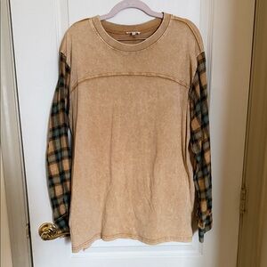 Easel Tan Flannel Sleeved Top